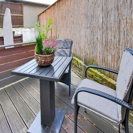 Modern Apartment In Wismar With Private Terrace Zewnętrze zdjęcie